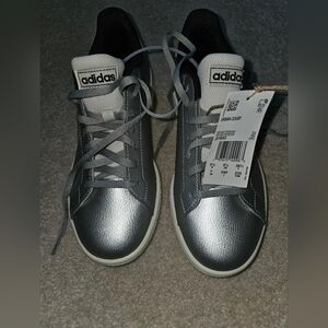 Adidas Womens Urban Court Silver Sneakers